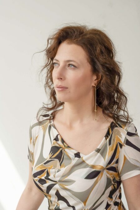 Asymmetrical printed shirt