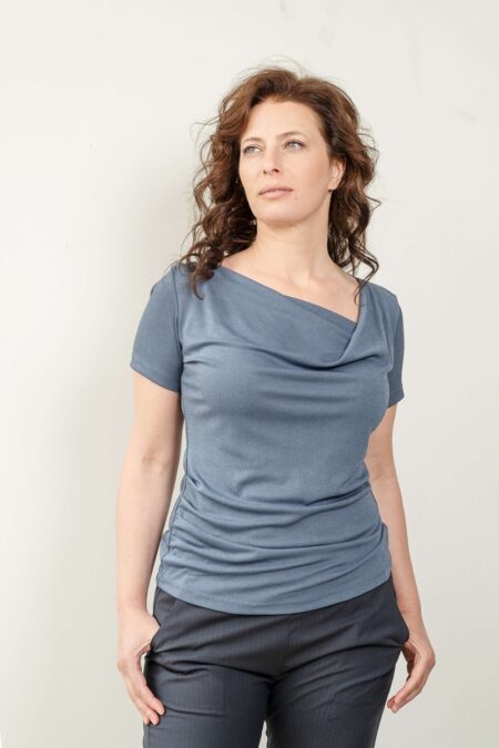 Asymmetrical shirt - Blue jeans, 1