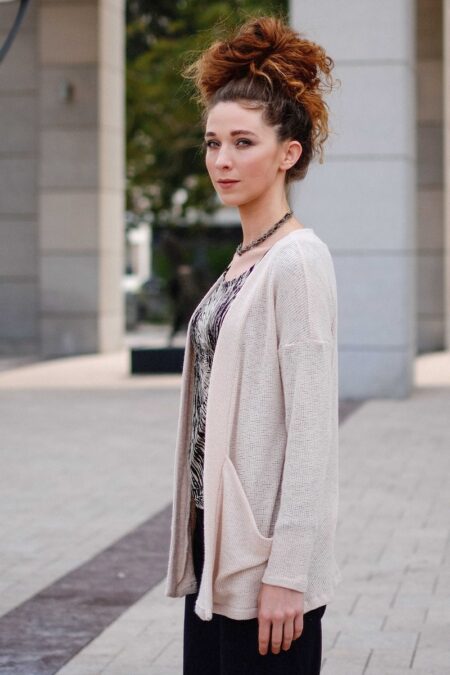 Soft knit cardigan with pockets